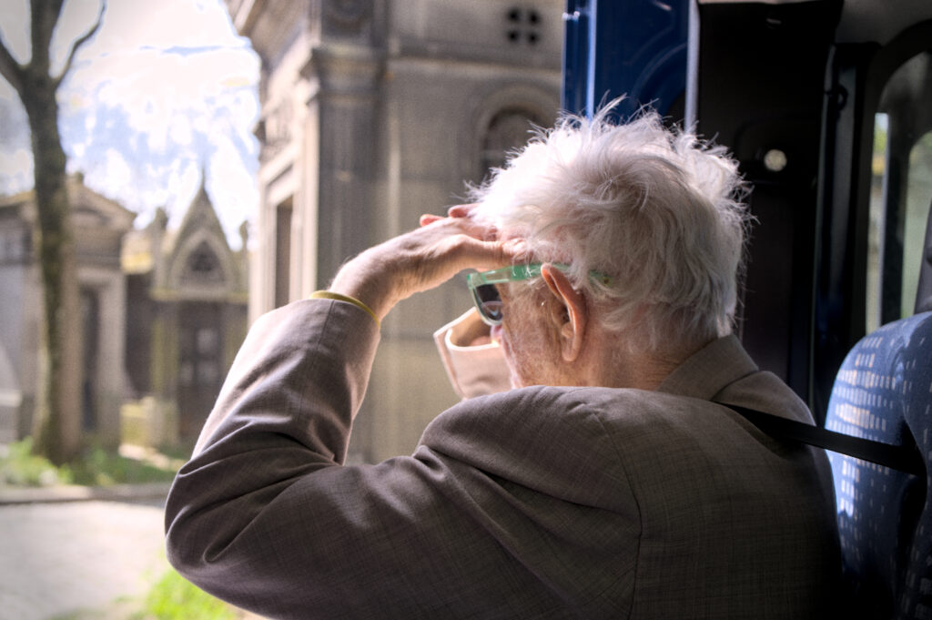 Visite au cimetière du Père Lachaise avec Marcel ©️ Eden Charrier et Lucile Castanier
